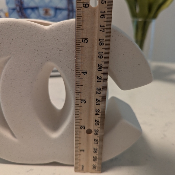 🆕 Ceramic CC logo vase - Picture 10 of 10